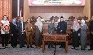 Screenshot_20241204_082144_WhatsAppBusiness