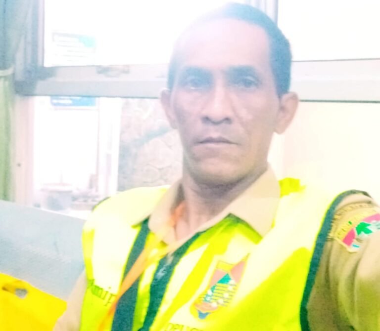 Tri Sutrisno, Honorer Musi Rawas yang Lulus tahap Awal seleksi Pemberkasan Calon PPPK. Foto dok pribadi. [rakyatsumsel.co.id/Penerbit PT Ali Putra Heri]