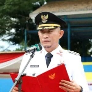 Wali Kota Lubuklinggau H Rachmat Hidayat ketika menjadi Inspektur upacara Hari Pahlawan 2025, beliau di kenal sosok sederhana dan memiliki jiwa dermawan yang tinggi.
